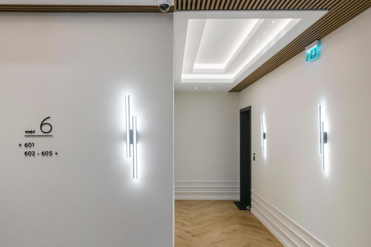 The Forest - Luxe Central Apt With Free Secured Parking Brașov Exterior foto