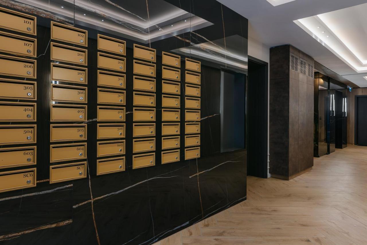 The Forest - Luxe Central Apt With Free Secured Parking Brașov Exterior foto