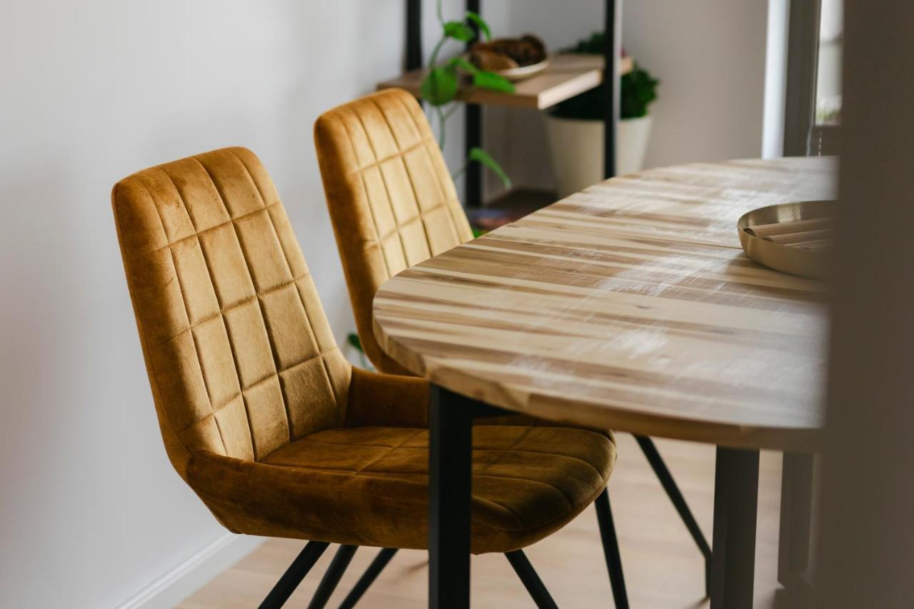 The Forest - Luxe Central Apt With Free Secured Parking Brașov Exterior foto