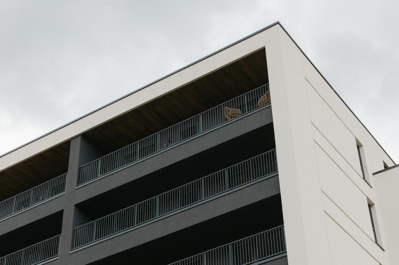 The Forest - Luxe Central Apt With Free Secured Parking Brașov Exterior foto