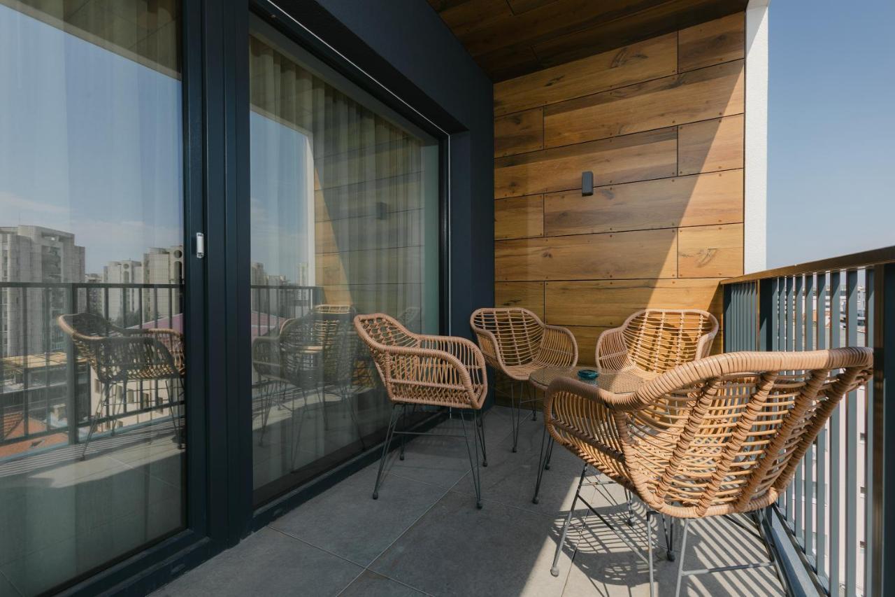 The Forest - Luxe Central Apt With Free Secured Parking Brașov Exterior foto