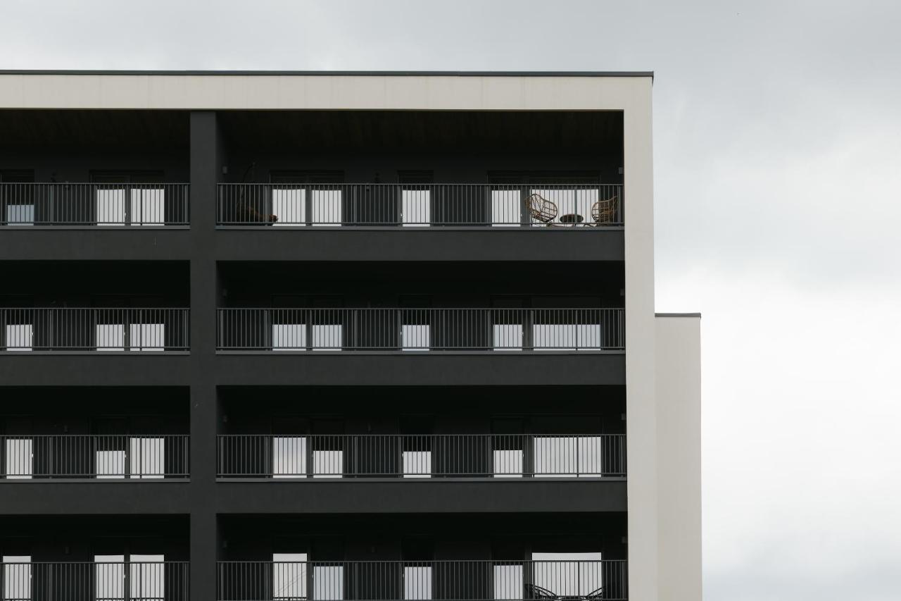 The Forest - Luxe Central Apt With Free Secured Parking Brașov Exterior foto